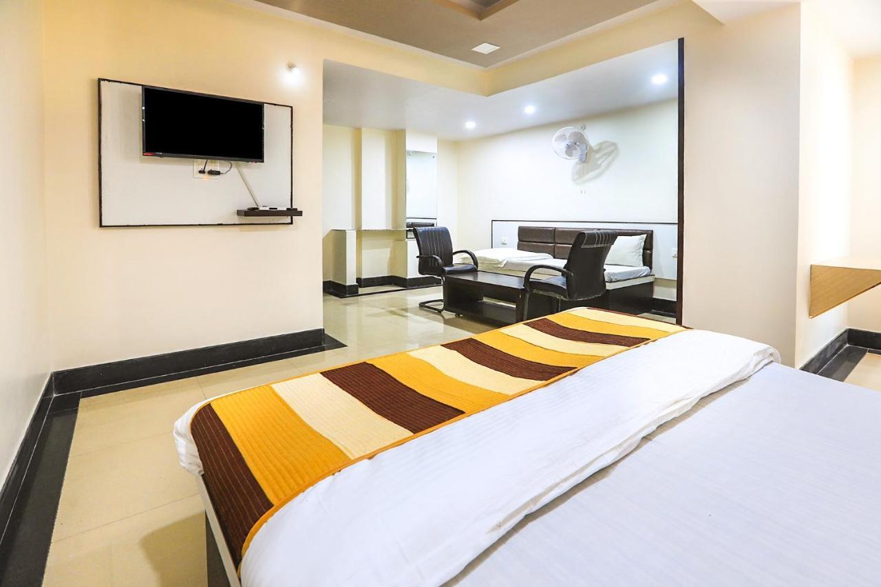 Oyo 11840 Hotel Venus Ajmer Ngoại thất bức ảnh